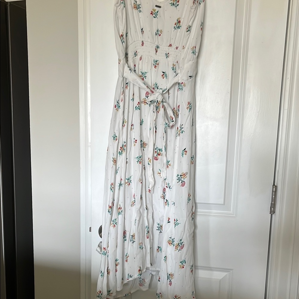 🌸 💐O'Neill White Floral Dress🌸💐 - Picture 6 of 9